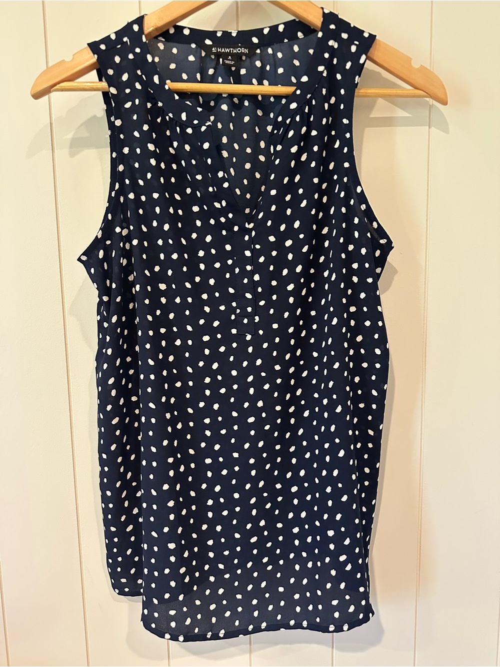 41 Hawthorn Polka Dot Blouse Small Navy White Sleeveless V Neck Preppy
